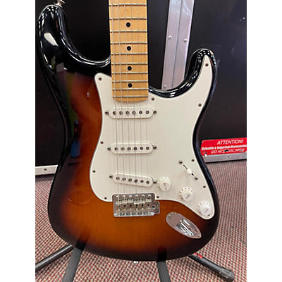 Fender Used Fender American Professional II Stratocaster 3 Color Sunburst Solid Body Electric Guitar