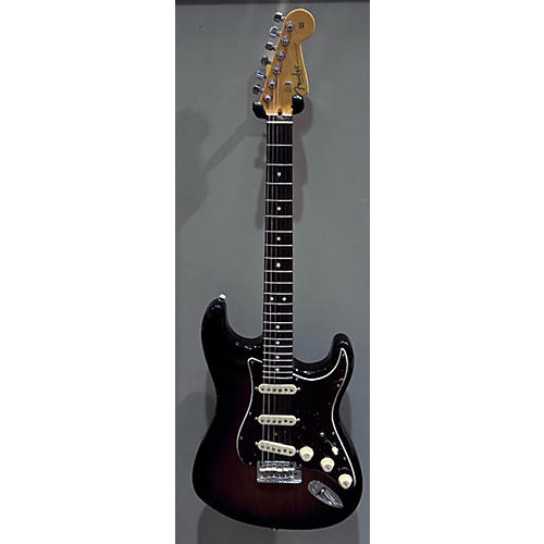 Fender Used Fender American Professional II Stratocaster 3 Color Sunburst Solid Body Electric Guitar 3 Color Sunburst