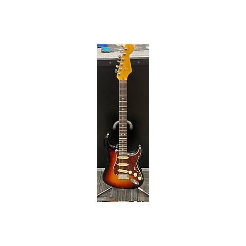 Fender Used Fender American Professional II Stratocaster 3 Color Sunburst Solid Body Electric Guitar 3 Color Sunburst