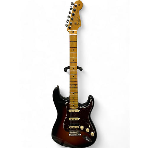 Fender Used Fender American Professional II Stratocaster 3 Color Sunburst Solid Body Electric Guitar 3 Color Sunburst