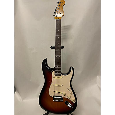 Fender Used Fender American Professional II Stratocaster 3 Tone Sunburst Solid Body Electric Guitar