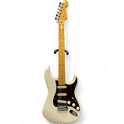 Used Fender American Professional II Stratocaster Alpine White Solid Body Electric Guitar