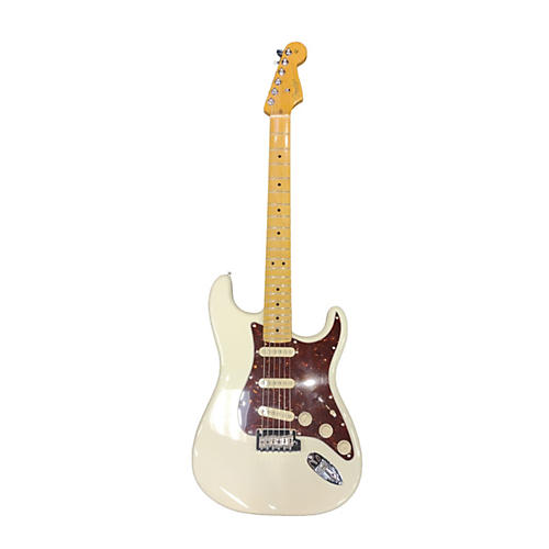 Fender Used Fender American Professional II Stratocaster Olympic White Solid Body Electric Guitar Olympic White