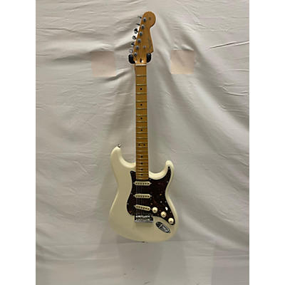 Fender Used Fender American Professional II Stratocaster Olympic White Solid Body Electric Guitar