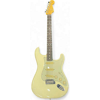 Fender Used Fender American Professional II Stratocaster Olympic White Solid Body Electric Guitar