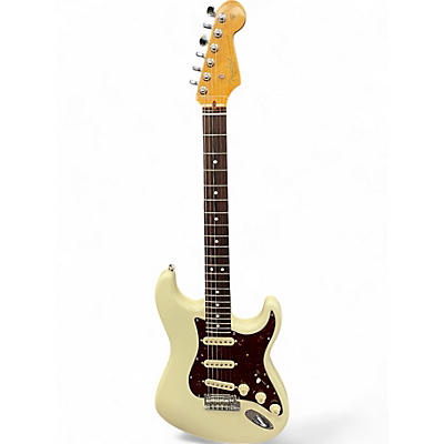 Used Fender American Professional II Stratocaster Olympic White Solid Body Electric Guitar