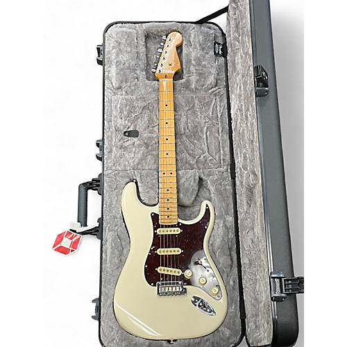 Used Fender American Professional II Stratocaster Olympic White Solid Body Electric Guitar Olympic White