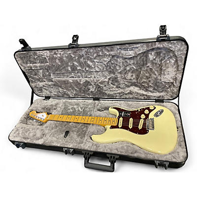 Used Fender American Professional II Stratocaster Olympic White Solid Body Electric Guitar