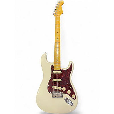 Used Fender American Professional II Stratocaster Olympic White Solid Body Electric Guitar