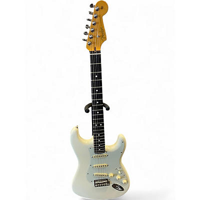 Used Fender American Professional II Stratocaster Olympic White Solid Body Electric Guitar