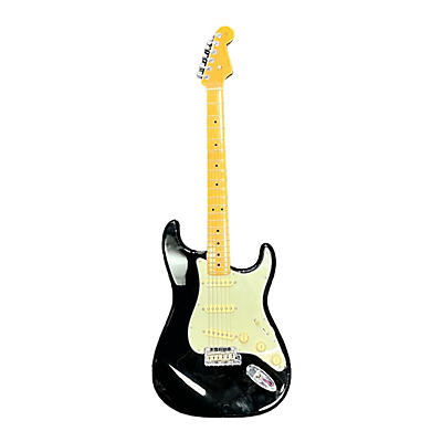 Fender Used Fender American Professional II Stratocaster SSS Black Solid Body Electric Guitar