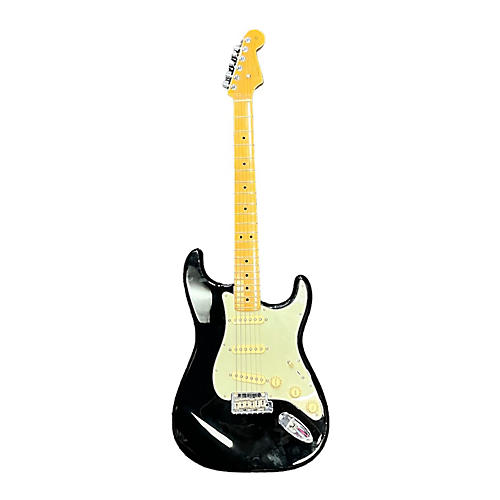 Fender Used Fender American Professional II Stratocaster SSS Black Solid Body Electric Guitar Black