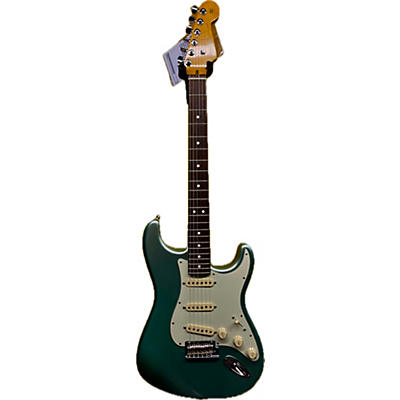 Fender Used Fender American Professional II Stratocaster Silver Sparkle Solid Body Electric Guitar