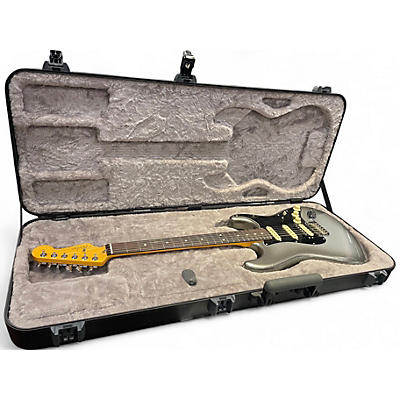 Used Fender American Professional II Stratocaster Silverburst Solid Body Electric Guitar