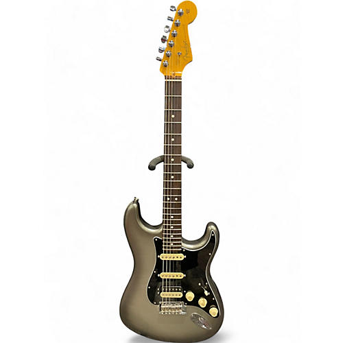 Used Fender American Professional II Stratocaster Silverburst Solid Body Electric Guitar Silverburst