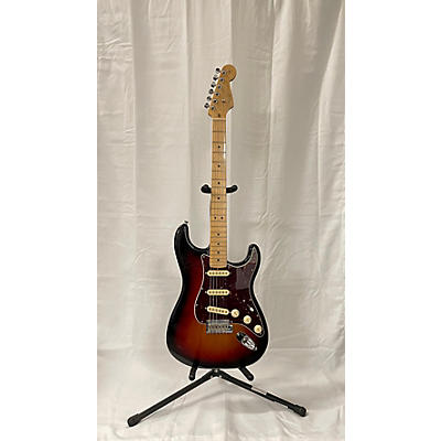 Fender Used Fender American Professional II Stratocaster Sunburst Solid Body Electric Guitar