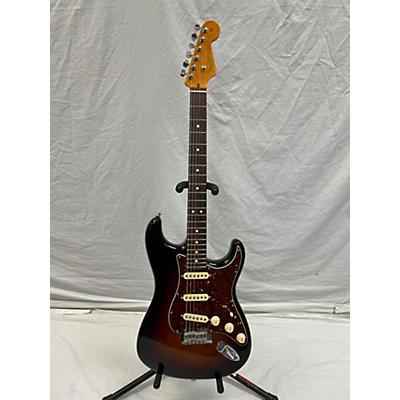 Fender Used Fender American Professional II Stratocaster Sunburst Solid Body Electric Guitar