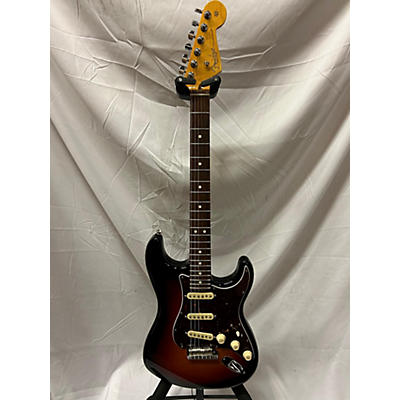 Fender Used Fender American Professional II Stratocaster Sunburst Solid Body Electric Guitar