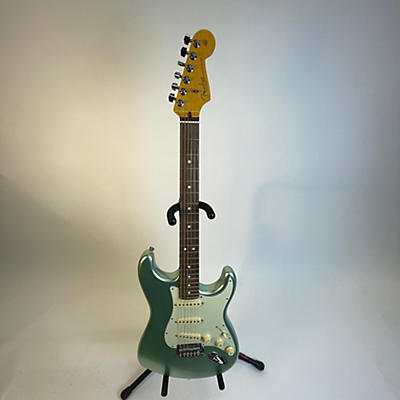 Fender Used Fender American Professional II Stratocaster TEAL Solid Body Electric Guitar