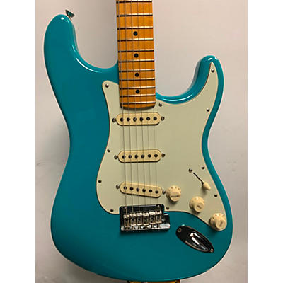 Fender Used Fender American Professional II Stratocaster Turquoise Solid Body Electric Guitar