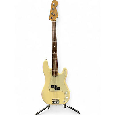 Fender Used Fender American Professional Precision Bass Olympic White Electric Bass Guitar