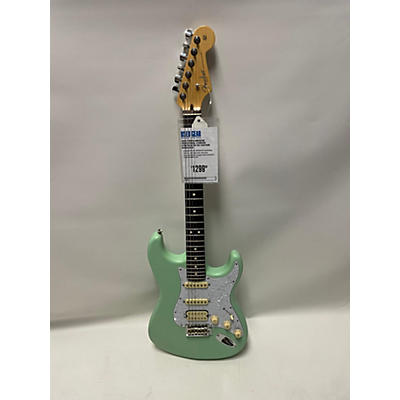 Fender Used Fender American Professional Standard Stratocaster HSS Seafoam Green Solid Body Electric Guitar