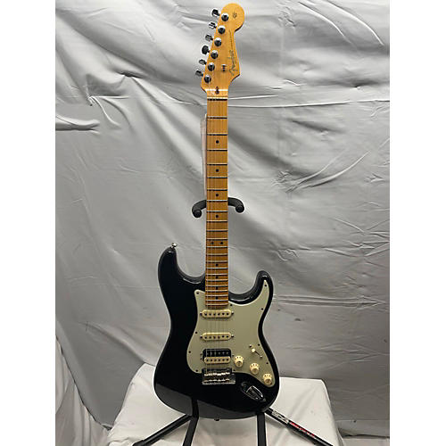 Fender Used Fender American Professional Stratocaster HSS Shawbucker Black Solid Body Electric Guitar Black