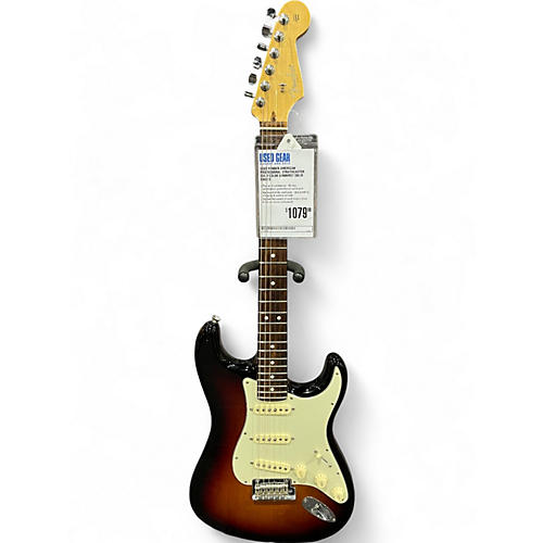 Used Fender American Professional Stratocaster SSS 2 Color Sunburst Solid Body Electric Guitar 2 Color Sunburst
