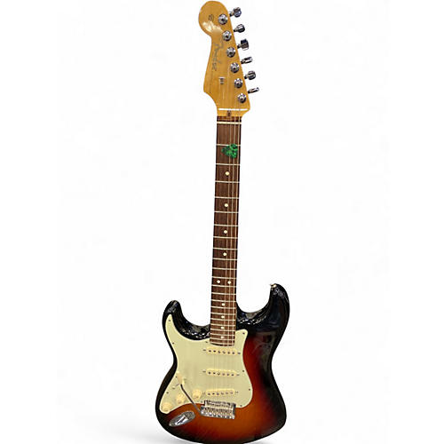 Used Fender American Professional Stratocaster SSS 2 Color Sunburst Solid Body Electric Guitar 2 Color Sunburst