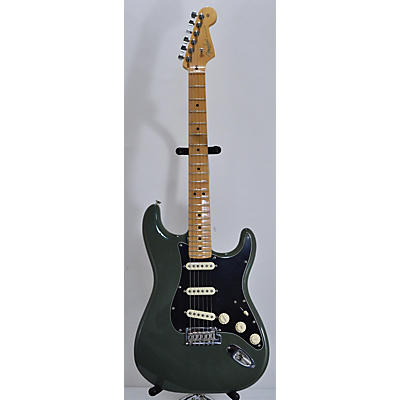 Fender Used Fender American Professional Stratocaster SSS ANTIQUE OLIVE Solid Body Electric Guitar