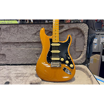 Fender Used Fender American Professional Stratocaster SSS Natural Solid Body Electric Guitar