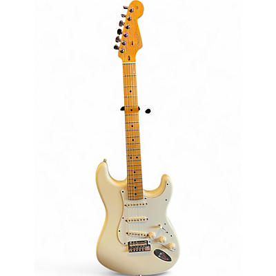 Used Fender American Professional Stratocaster SSS Olympic White Solid Body Electric Guitar