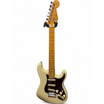 Used Fender American Professional Stratocaster SSS White Solid Body Electric Guitar