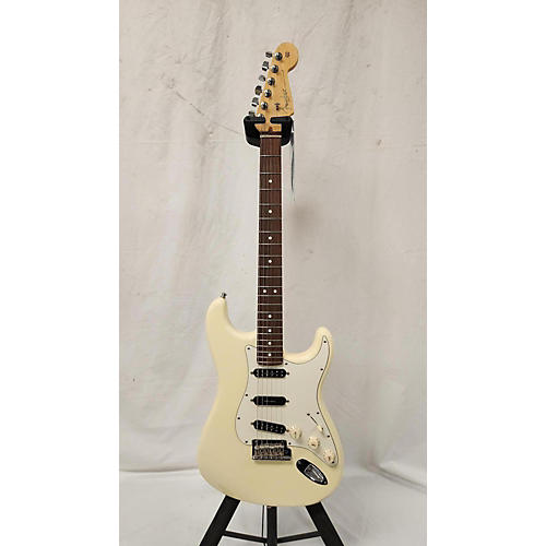 Fender Used Fender American Professional Stratocaster With Rosewood Neck Olympic White Solid Body Electric Guitar Olympic White