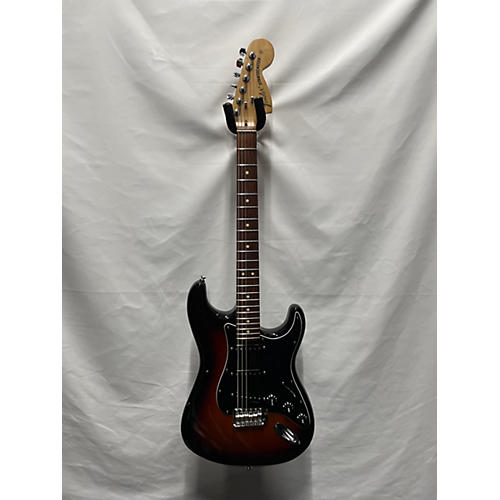 Fender Used Fender American Special Stratocaster 2 Color Sunburst Solid Body Electric Guitar 2 Color Sunburst