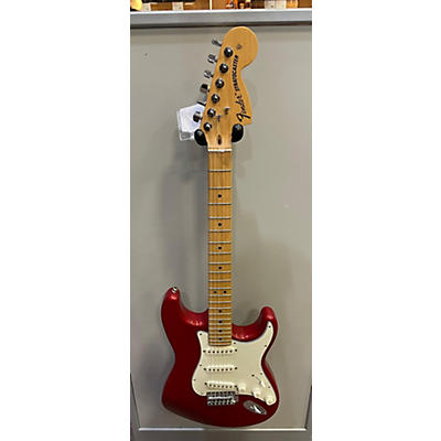 Fender Used Fender American Special Stratocaster Candy Apple Red Solid Body Electric Guitar