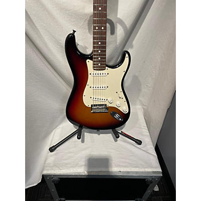 Fender Used Fender American Standard Stratocaster 2 Color Sunburst Solid Body Electric Guitar