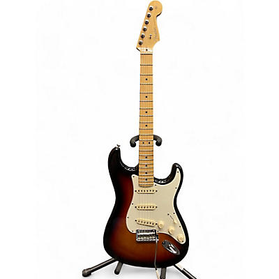 Fender Used Fender American Standard Stratocaster 2 Color Sunburst Solid Body Electric Guitar