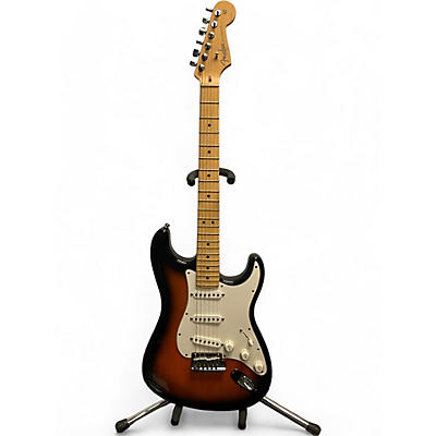 Fender Used Fender American Standard Stratocaster 2 Color Sunburst Solid Body Electric Guitar