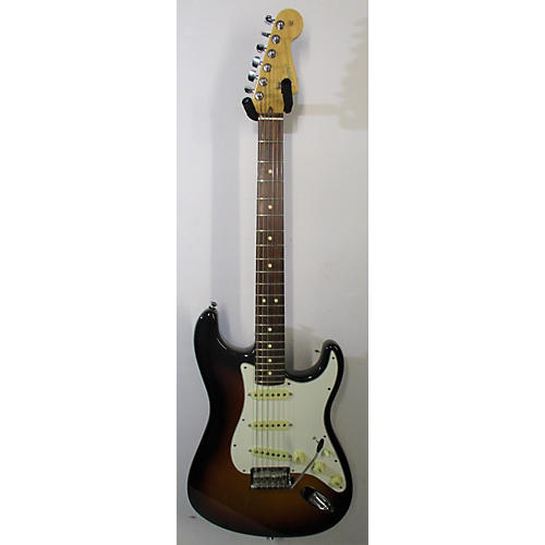 Fender Used Fender American Standard Stratocaster 3 Color Sunburst Solid Body Electric Guitar 3 Color Sunburst