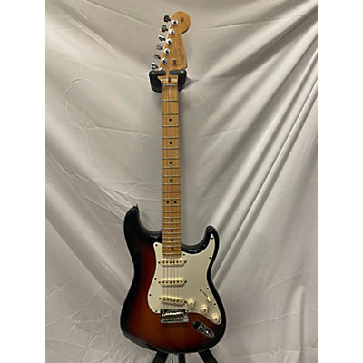 Fender Used Fender American Standard Stratocaster 3 Color Sunburst Solid Body Electric Guitar