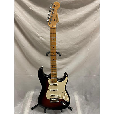 Fender Used Fender American Standard Stratocaster 3 Color Sunburst Solid Body Electric Guitar