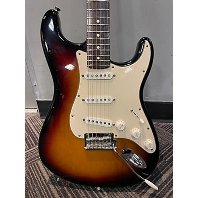 Fender Used Fender American Standard Stratocaster 3 Tone Sunburst Solid Body Electric Guitar