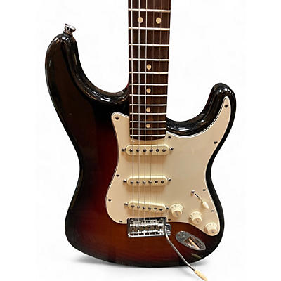 Fender Used Fender American Standard Stratocaster 3 Tone Sunburst Solid Body Electric Guitar