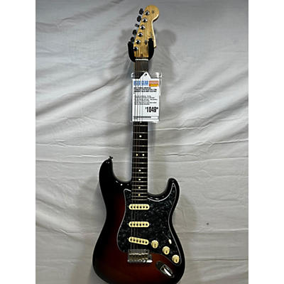 Fender Used Fender American Standard Stratocaster 3 Tone Sunburst Solid Body Electric Guitar