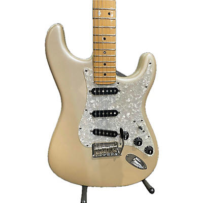 Fender Used Fender American Standard Stratocaster Blazzard Pearl Solid Body Electric Guitar