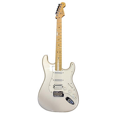 Fender Used Fender American Standard Stratocaster HSS Blizzard Pearl Solid Body Electric Guitar