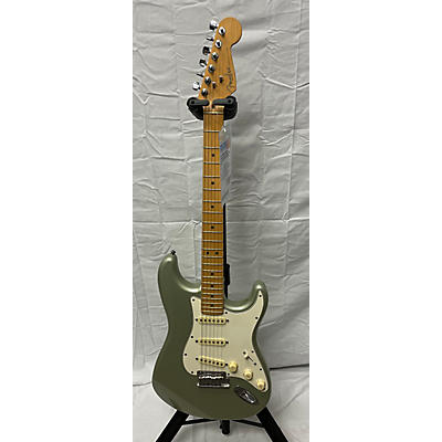 Fender Used Fender American Standard Stratocaster Inca Silver Solid Body Electric Guitar