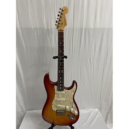 Fender Used Fender American Standard Stratocaster Sienna Sunburst Solid Body Electric Guitar Sienna Sunburst