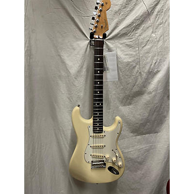 Fender Used Fender American Standard Stratocaster White Solid Body Electric Guitar